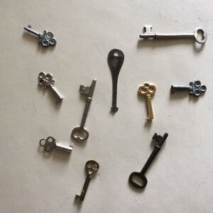 Skeleton keys lot of 10 total